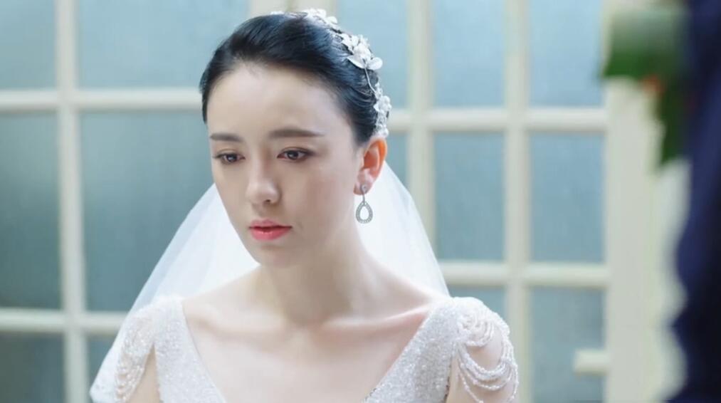 迎亲现场 丈母娘坐地索要50万彩礼 新郎一怒之