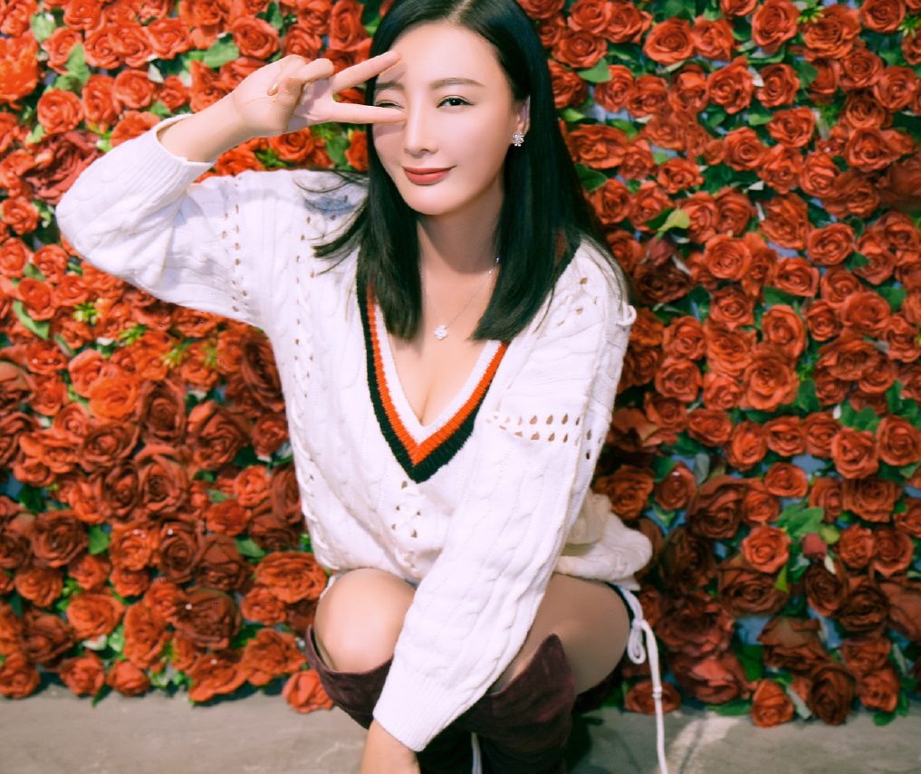 王李丹妮为啥还是单身？网友回复真是绝了：太大了无法掌握！