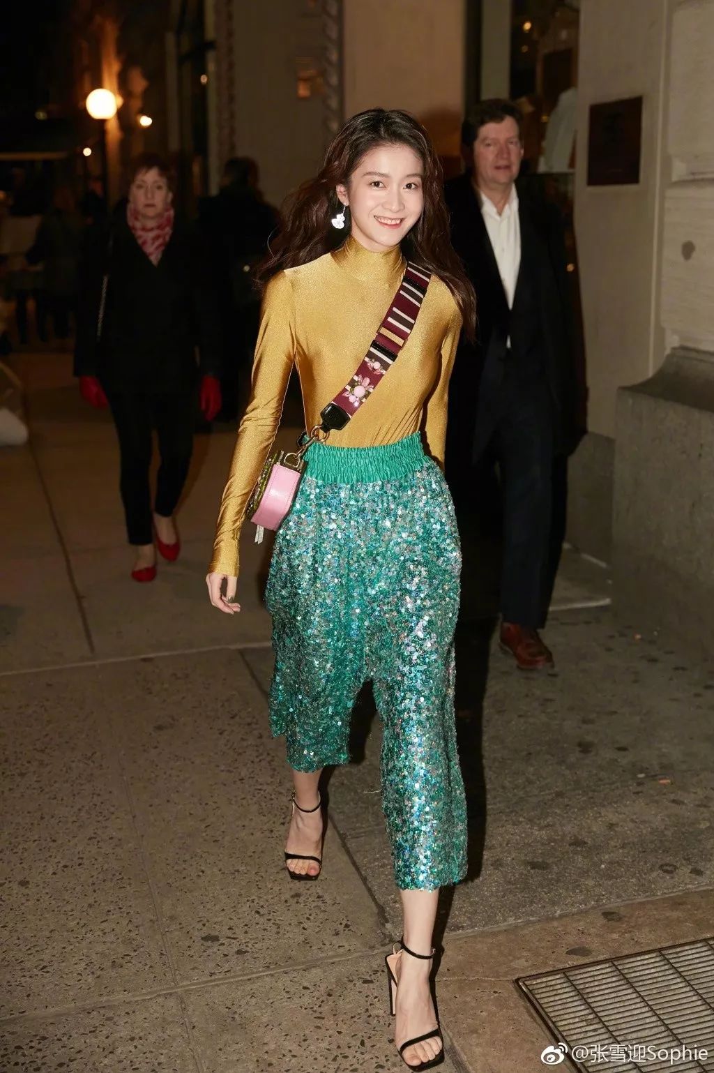 ​时装周进行时，比通稿艳压更高级的套路到底是什么？