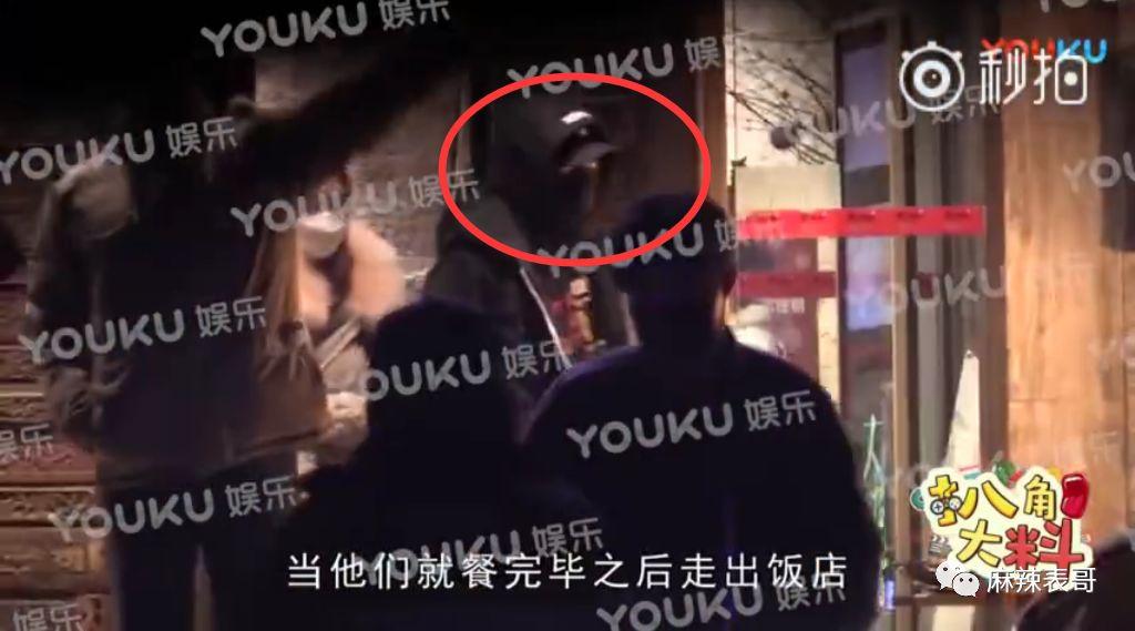 李小璐夜留pgone家,挎肩搂腰,还有情话和同款,都要甜出糖尿病