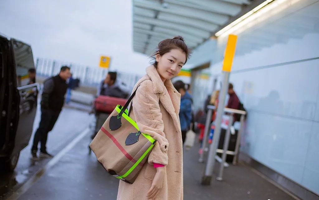 ​时装周进行时，比通稿艳压更高级的套路到底是什么？