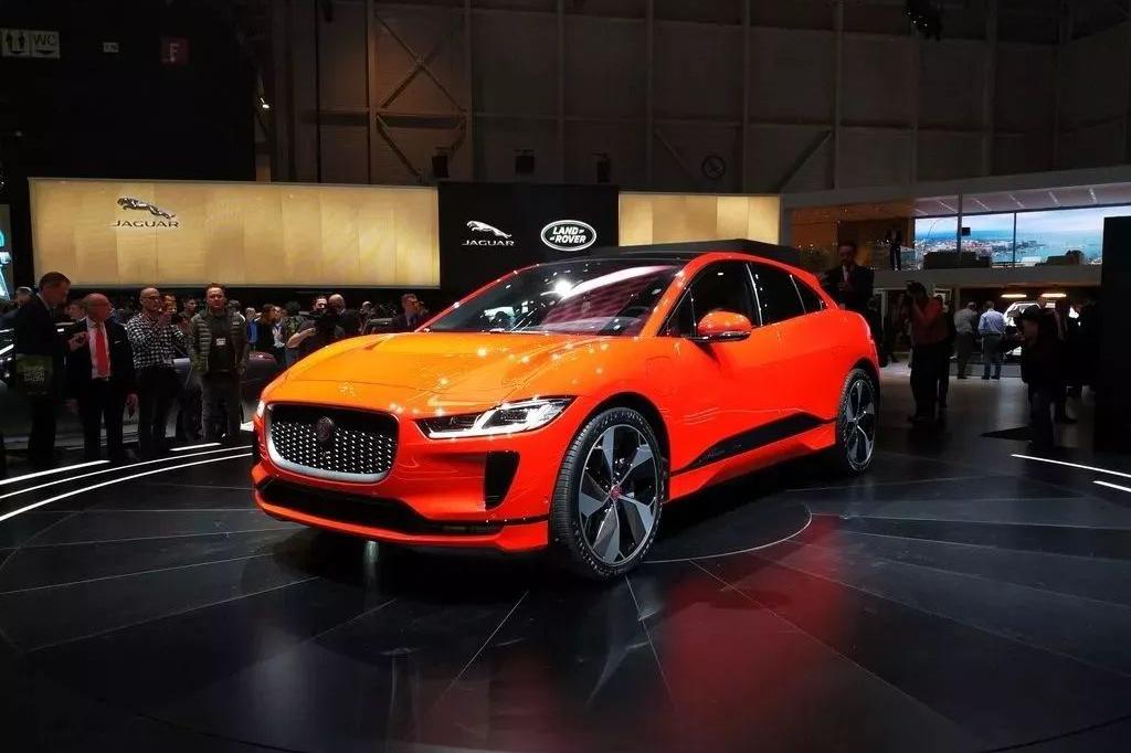 捷豹路虎的走路姿势，和BBA大不一样！