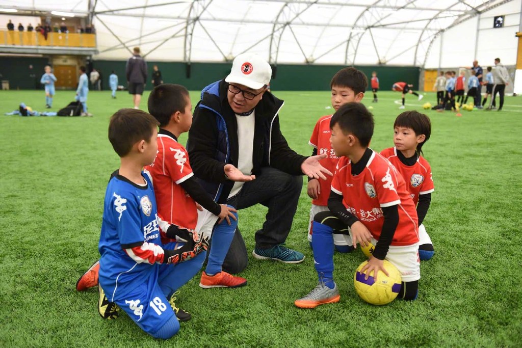 中国足球青训要进步,就得有像董路这样的门外