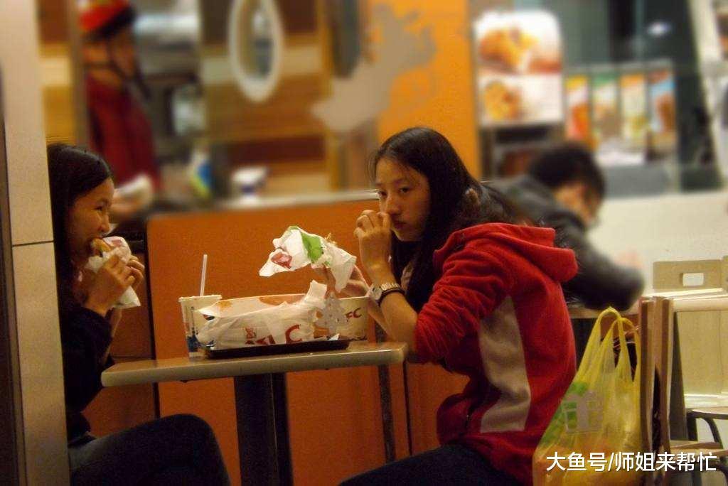 毕业的学姐对大学生说“不要去肯德基兼职”, 这是为什么?