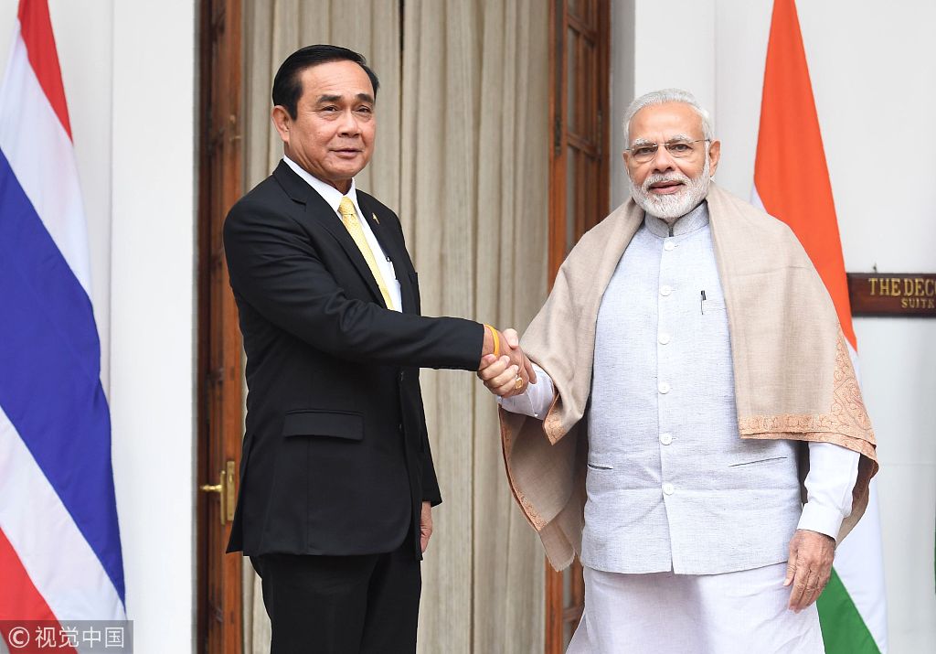 印度-东盟峰会举行 印泰两国总理举行双边会谈