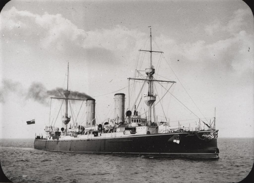 左宗棠说武器要国产化,李鸿章要尽快先进化,不