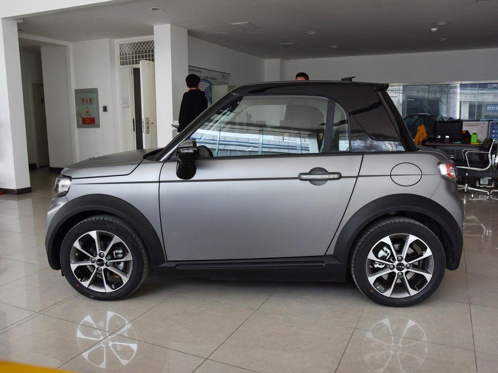 北汽新能源汽车, 虽然要15万落地, 但气质颜值秒压mini