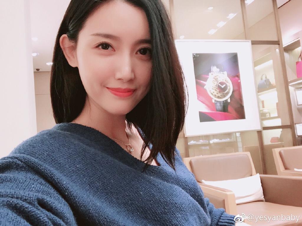 大表姐: 昔日斗鱼TV四朵金花, 力捧对象, 如今瓜田李下苟延残喘|表姐|斗鱼|金花_新浪新闻