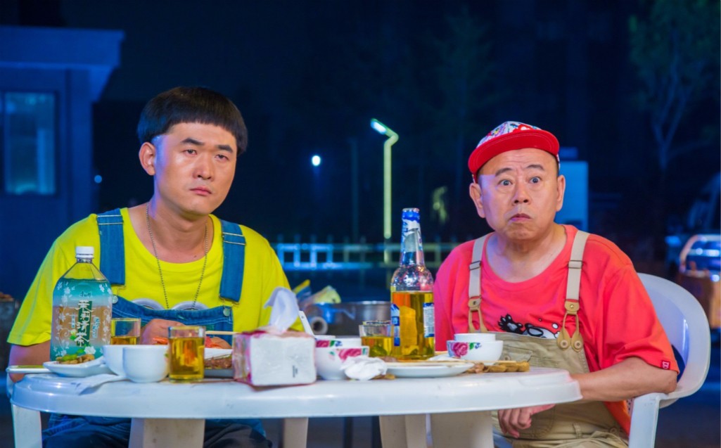 《福星盈门》:展现助人为乐的喜剧故事