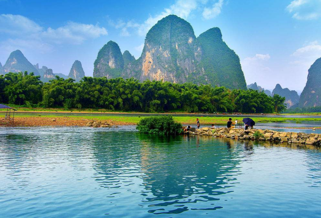 桂林山水为什么那么美？...