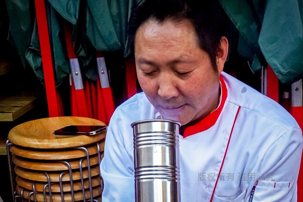 吸烟害处大:云南人用这个神器降低危害,吸了还