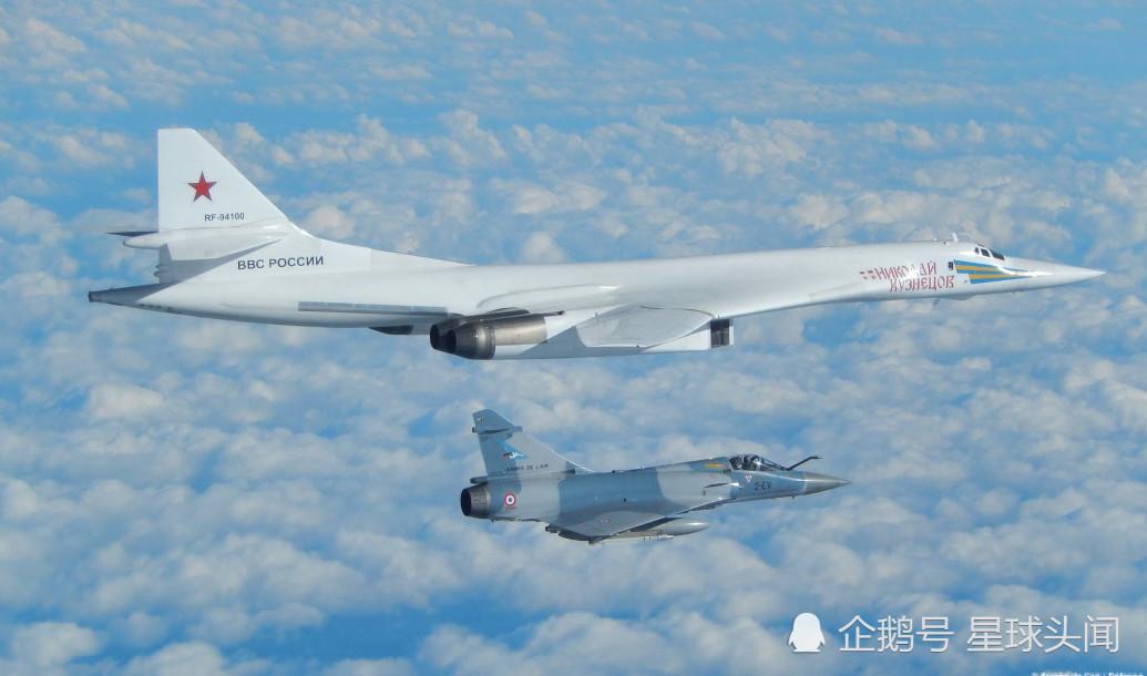 F16战机曾拦截图160轰炸机遇尴尬 速度追不