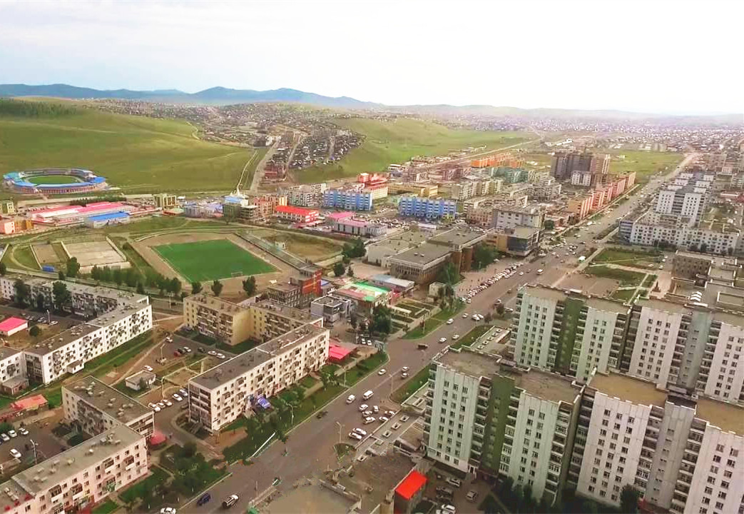蒙古国的三个大城市,人口8万,收入却是这个国