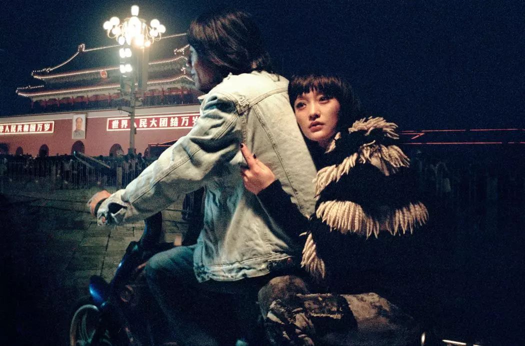 他拍出了最好的张国荣,定格了最美的王家卫电影