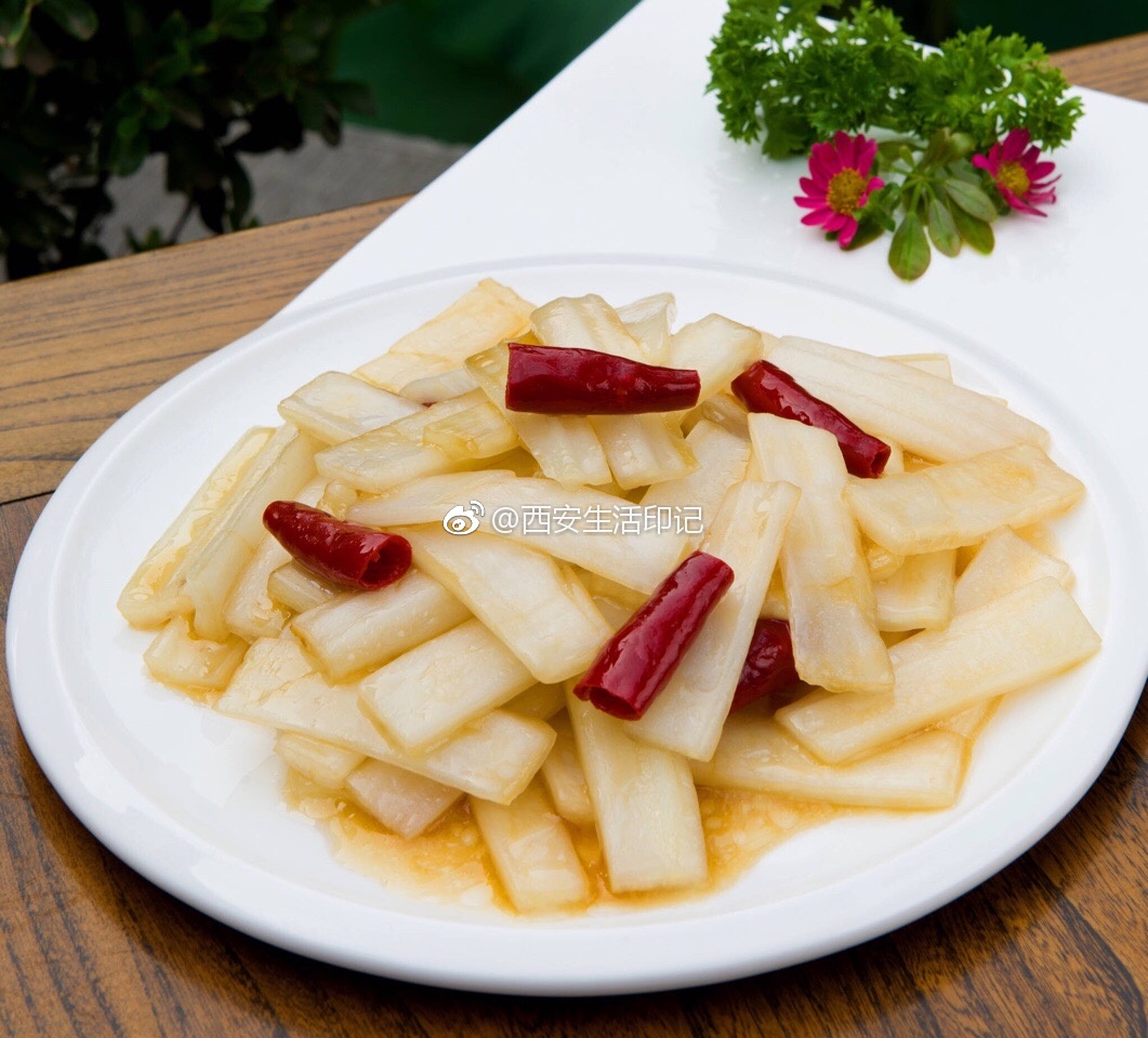 花打四门陕西厨师独门绝技~金边白菜