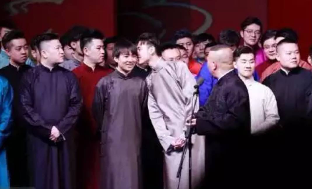 2017年德云社封箱,张云雷为什么比岳云鹏还受