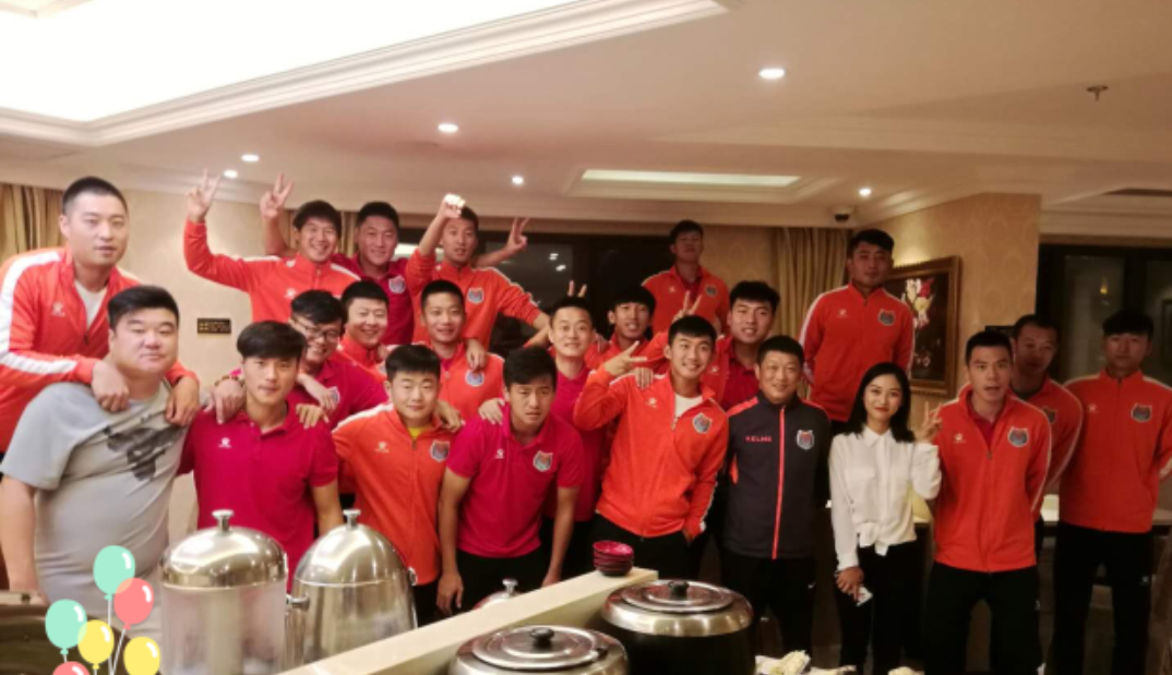 大连千兆俱乐部美女老总王俊奇,才貌双全能力