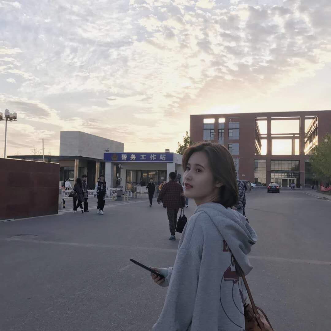 校花美女 刘洁 北京城市学院表演系在读 身高1