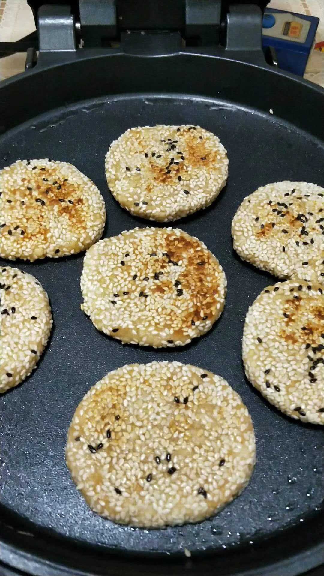 自己动手制作的苹果芝麻饼,香到让你流口水