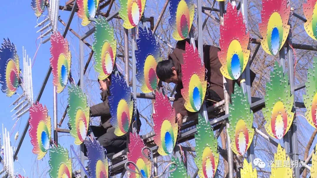 金沙植物园 喜庆的花灯挂起来 神头镇灯展 红红