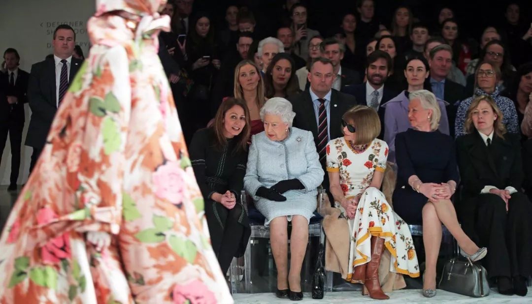 ​时装周进行时，比通稿艳压更高级的套路到底是什么？