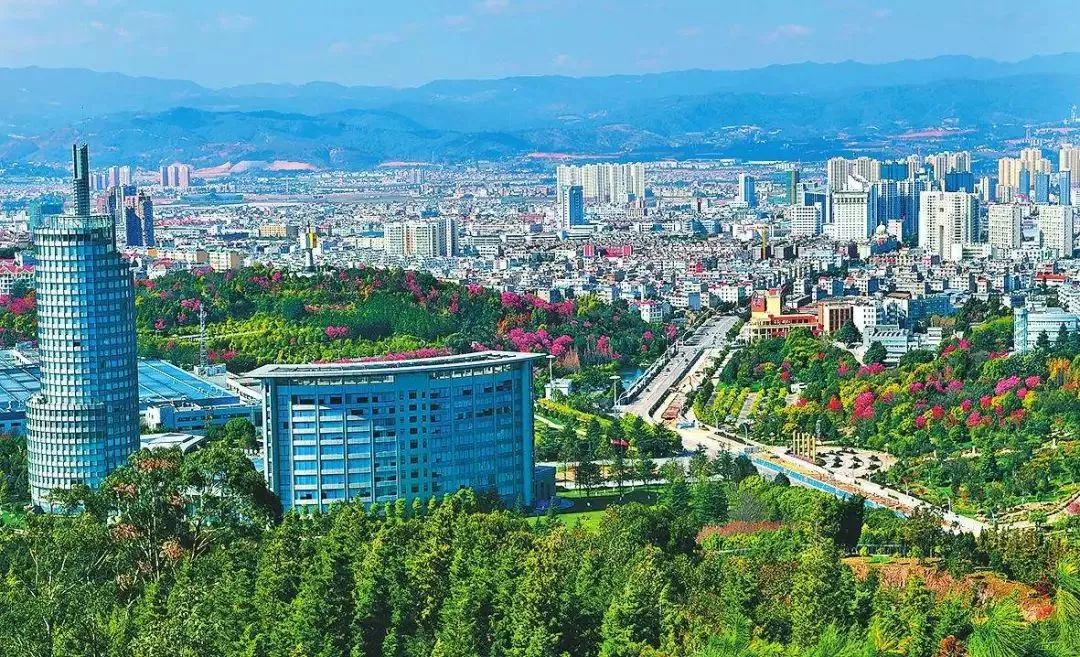 云南16个州市酒量排行榜!排行倒数的曲靖人表