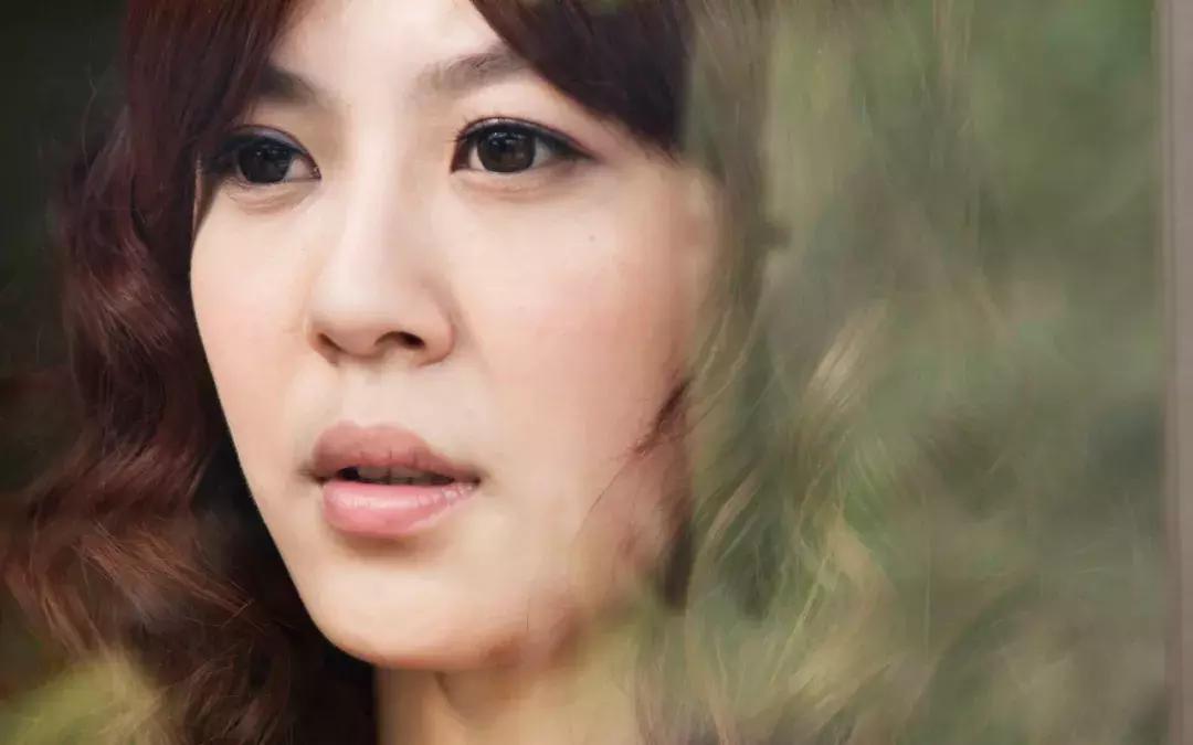 v情感了电视剧,不仅如此,两人在情感还回有血色线,全集美嘉倒追的呢!还是黎明电视剧剧中爱奇艺播放图片