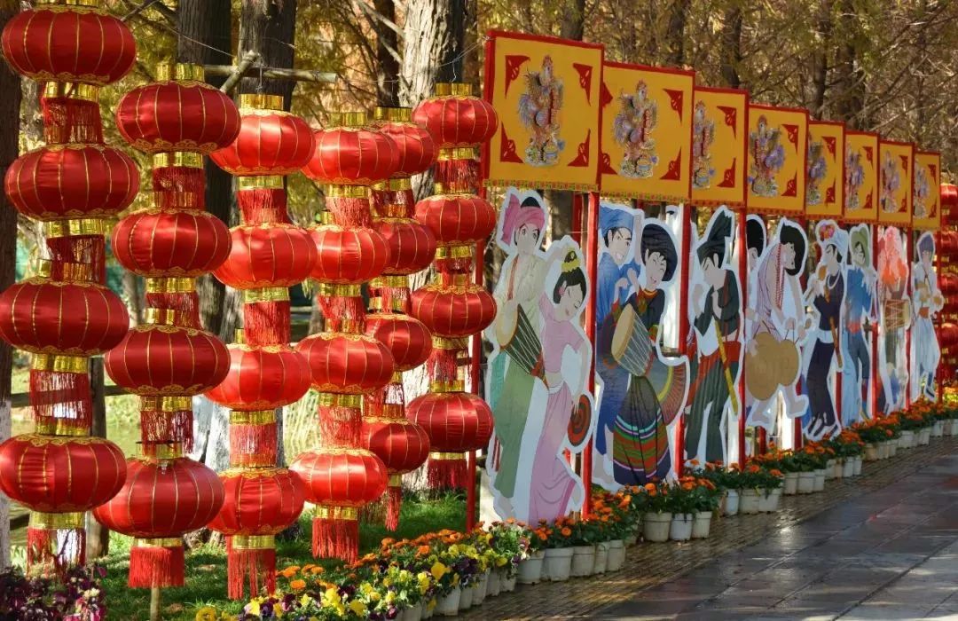 云南最热闹的春节在这里法会祈福运龙狮闹新春