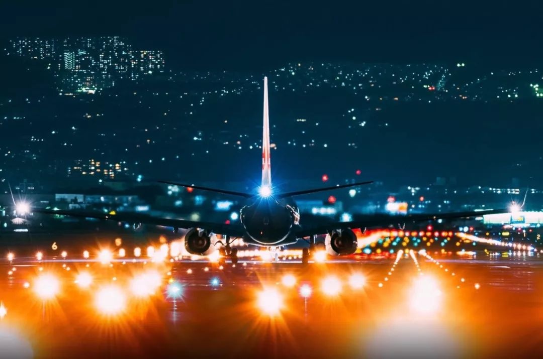 在香港机场转机时,你的离境税退了吗?