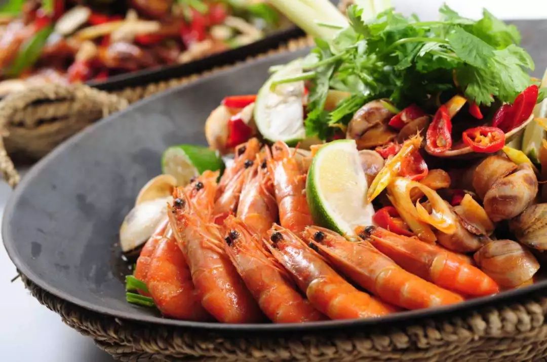 79元即可享用赤峰万达嘉华酒店自助晚餐!两人