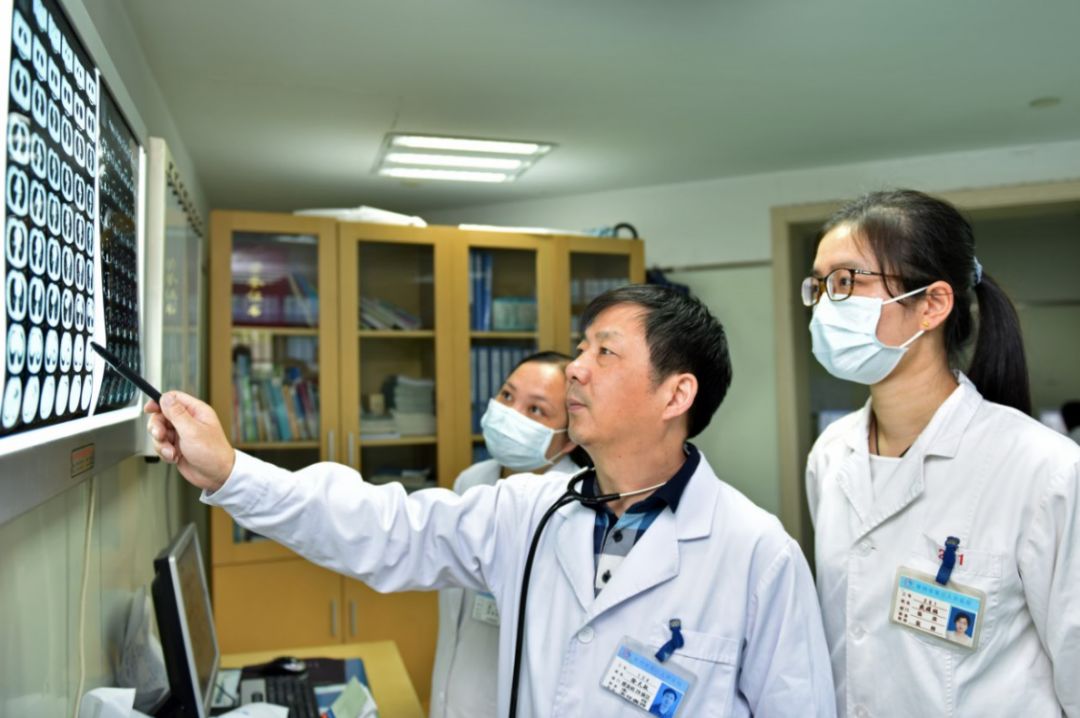 震惊!常州发现全球首例人感染H7N4型禽流感病