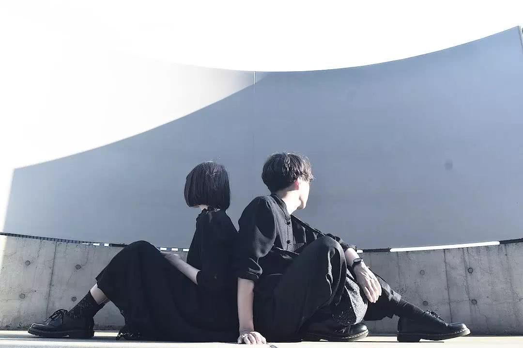 要看情侣照怎么拍?这些 ins 博主就是最好的选择!