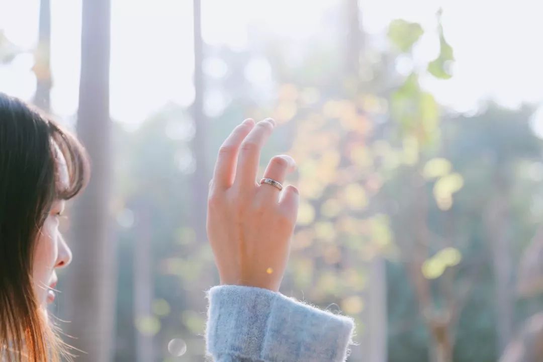 恋爱中,男生给女生最好的礼物是什么?