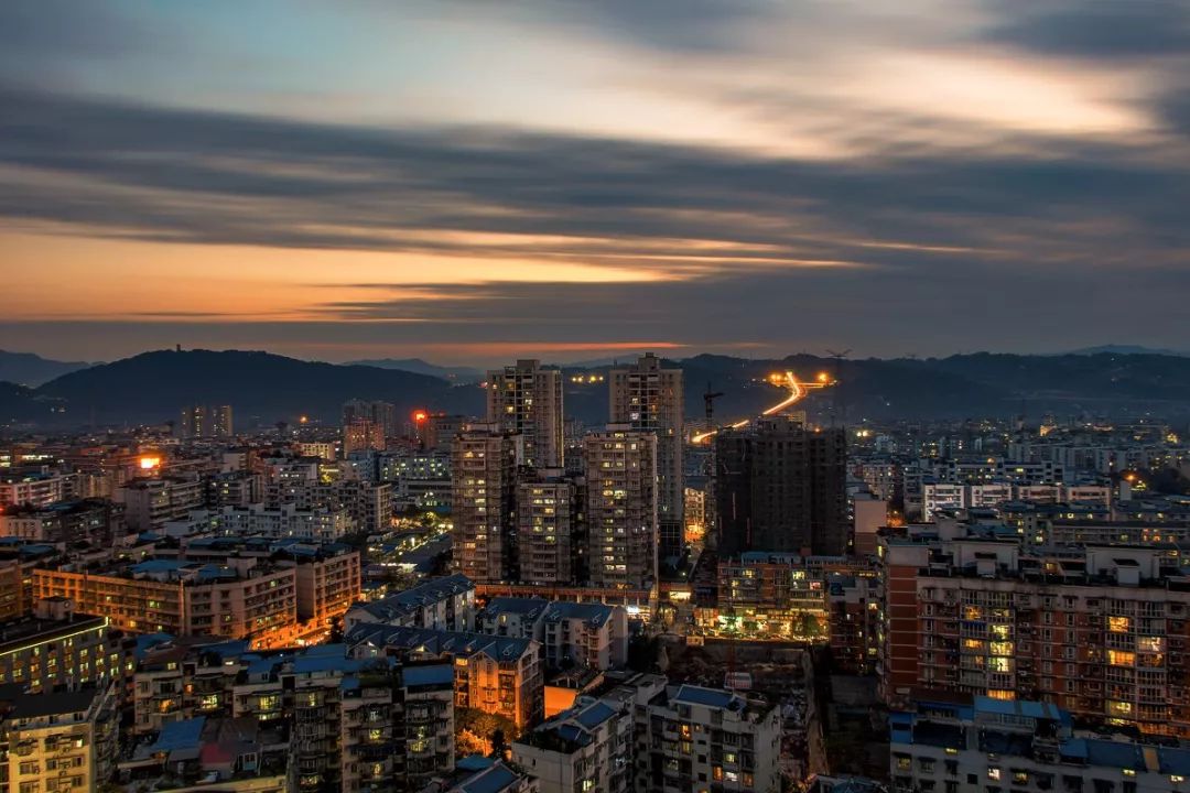 2017年四川各地市GDP出炉,你猜泸州排第几?