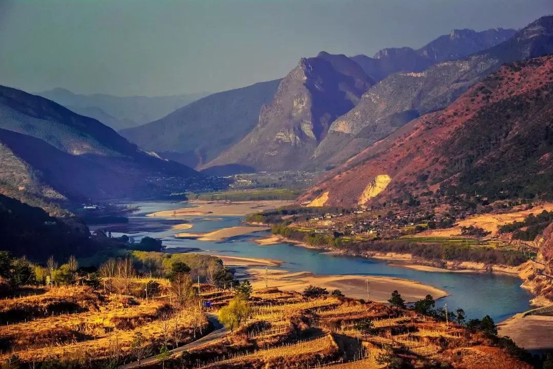 云南16个州市酒量排行榜!排行倒数的曲靖人表