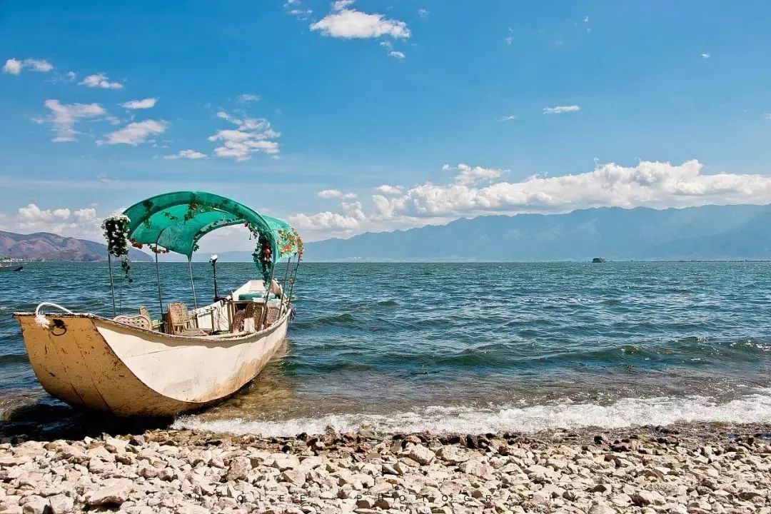 云南16个州市酒量排行榜!排行倒数的曲靖人表