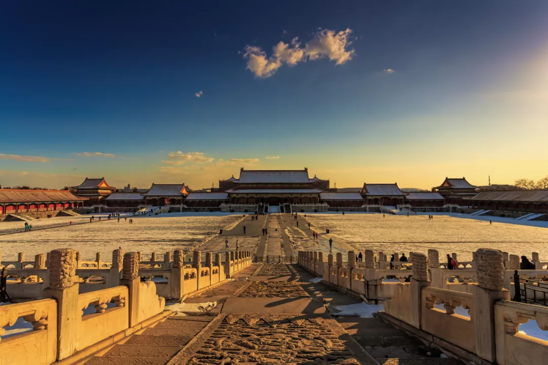 北京是一个历史悠久城市,它凝聚着中华古代文明的精华