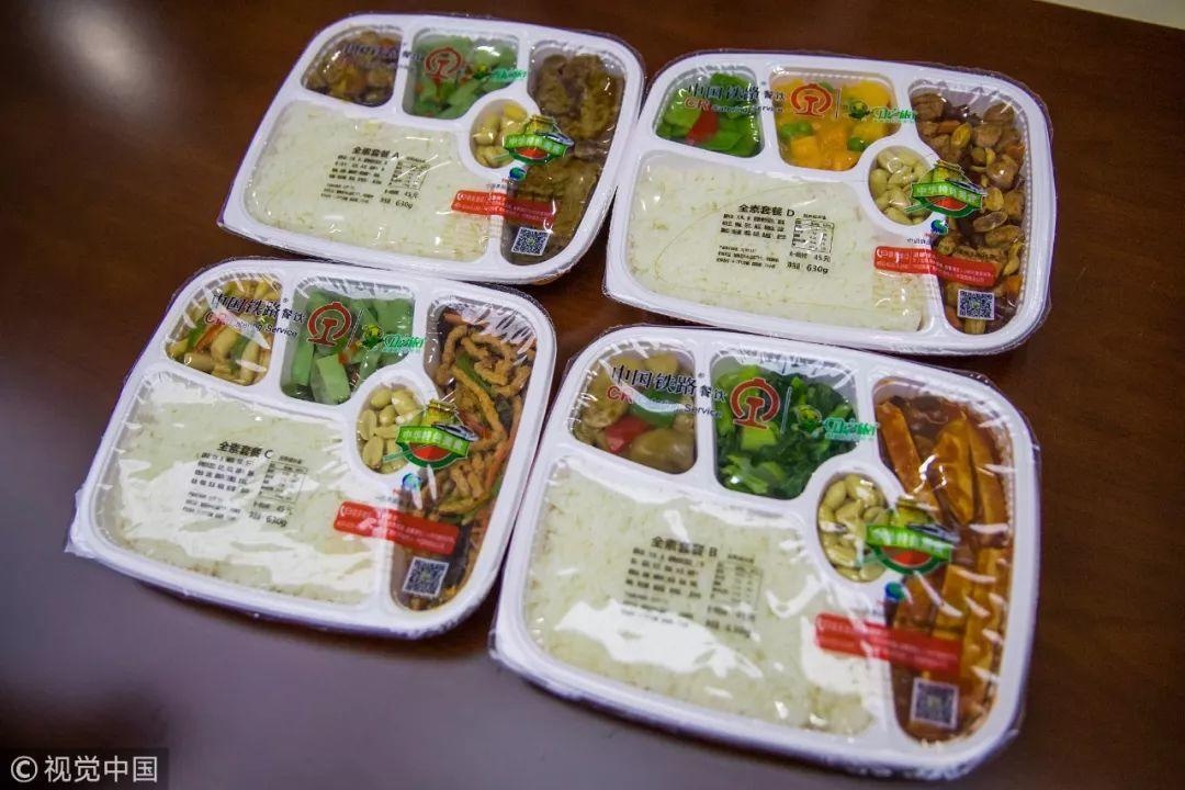 火车盒饭最长保质期达90天,岂止又贵又难吃?