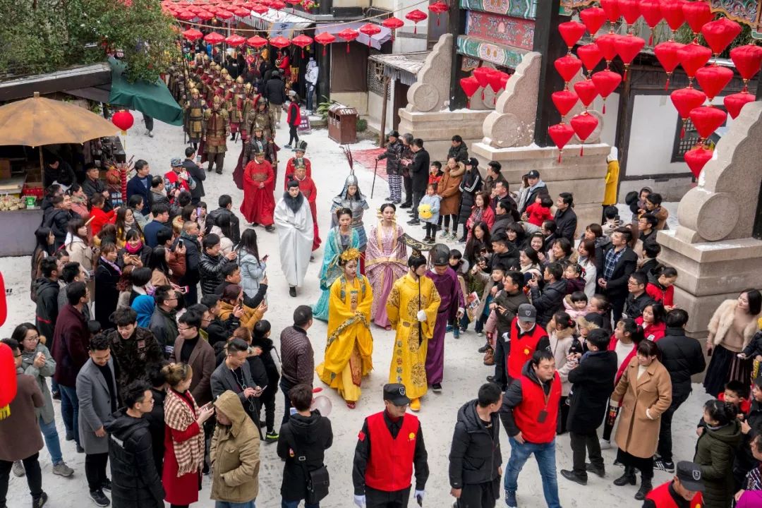 大年初一人气旺,玩转象山影视城影视大庙会攻略