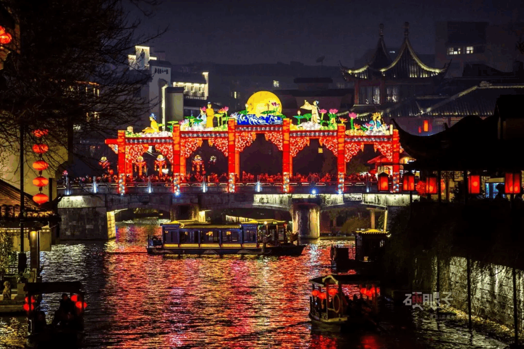 今夜, 几十万人涌进南京夫子庙…一大波灯会现场图来了