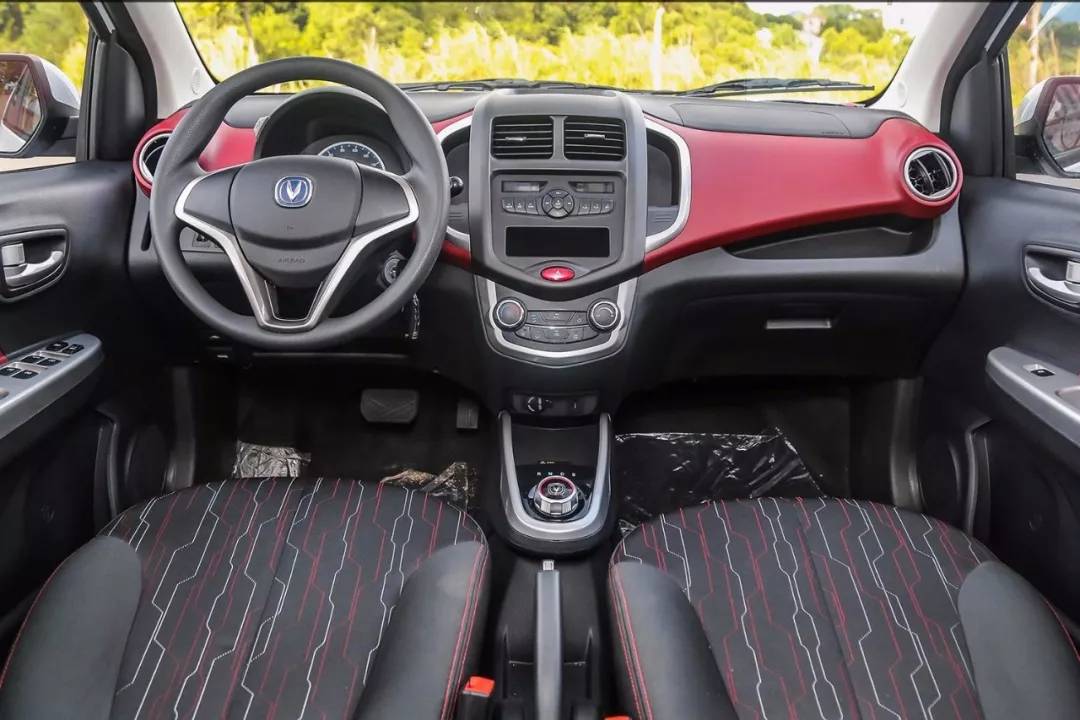 补贴后7.28万起的长安新奔奔EV260,到底值不