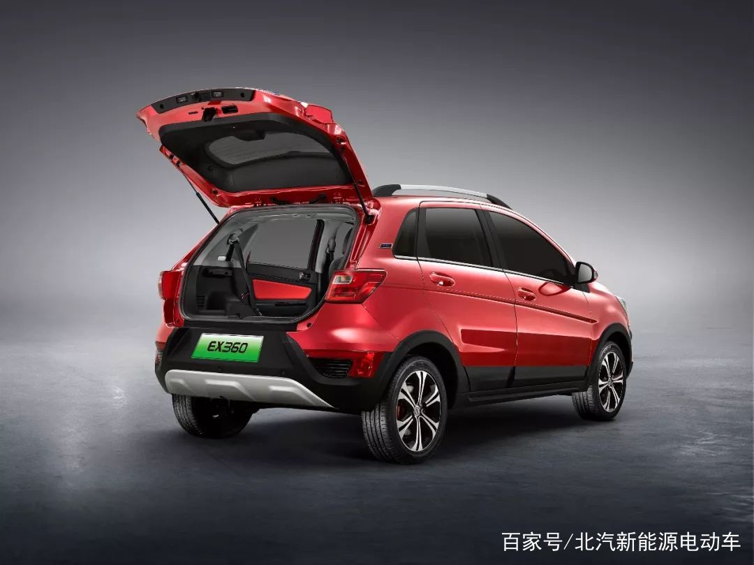 正文   北汽新能源ex360   最高续航里程398km   电池,电机10年质保!