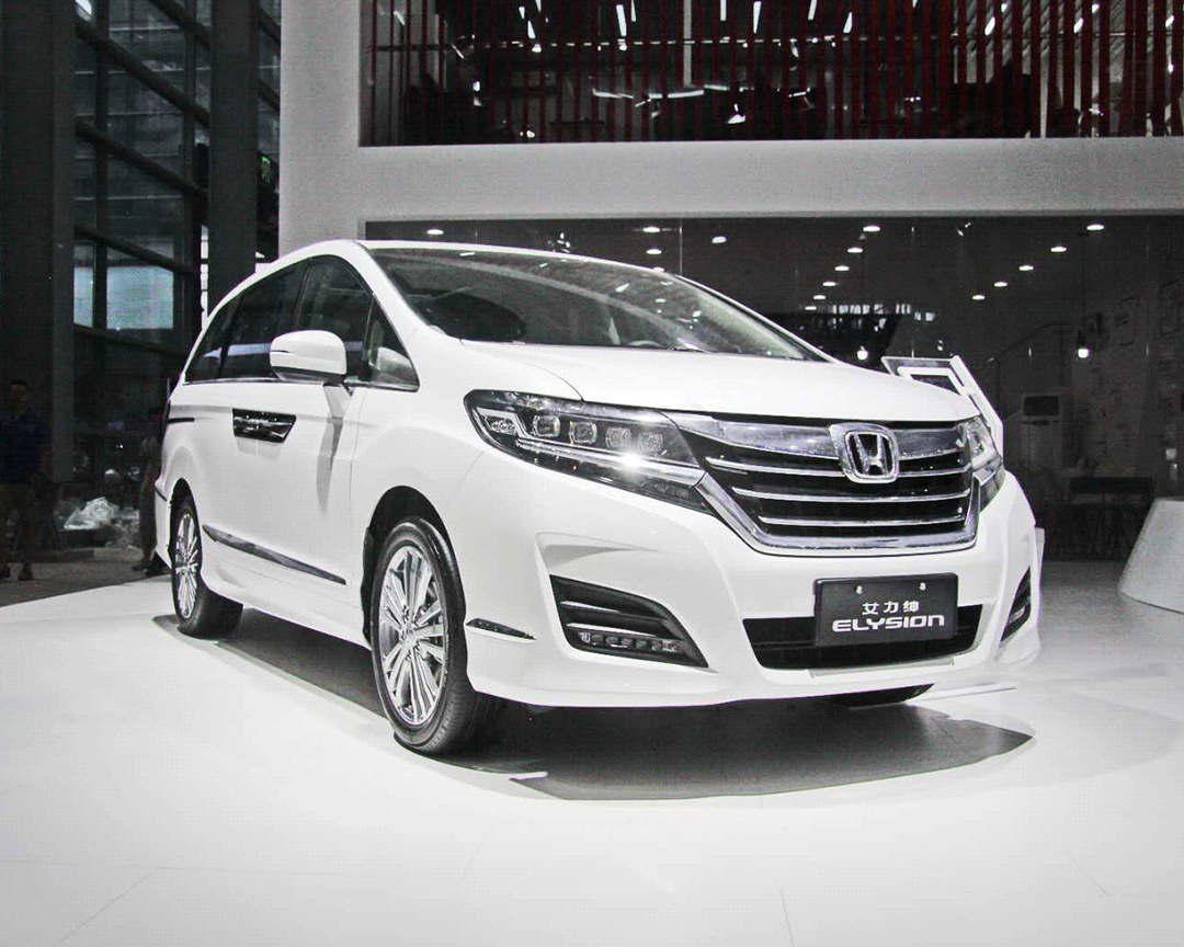 同级别没其他对手!这两台家用保姆车谁的性价比高?