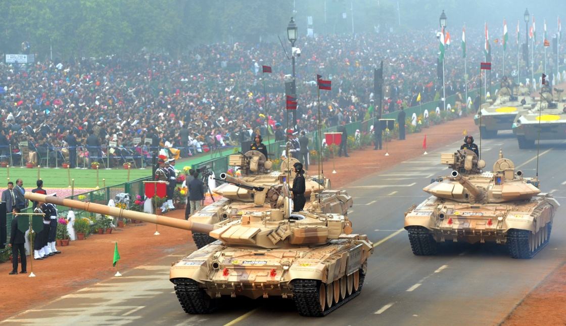 中国式阅兵太火,除卡塔尔喊中文口令,这次全球