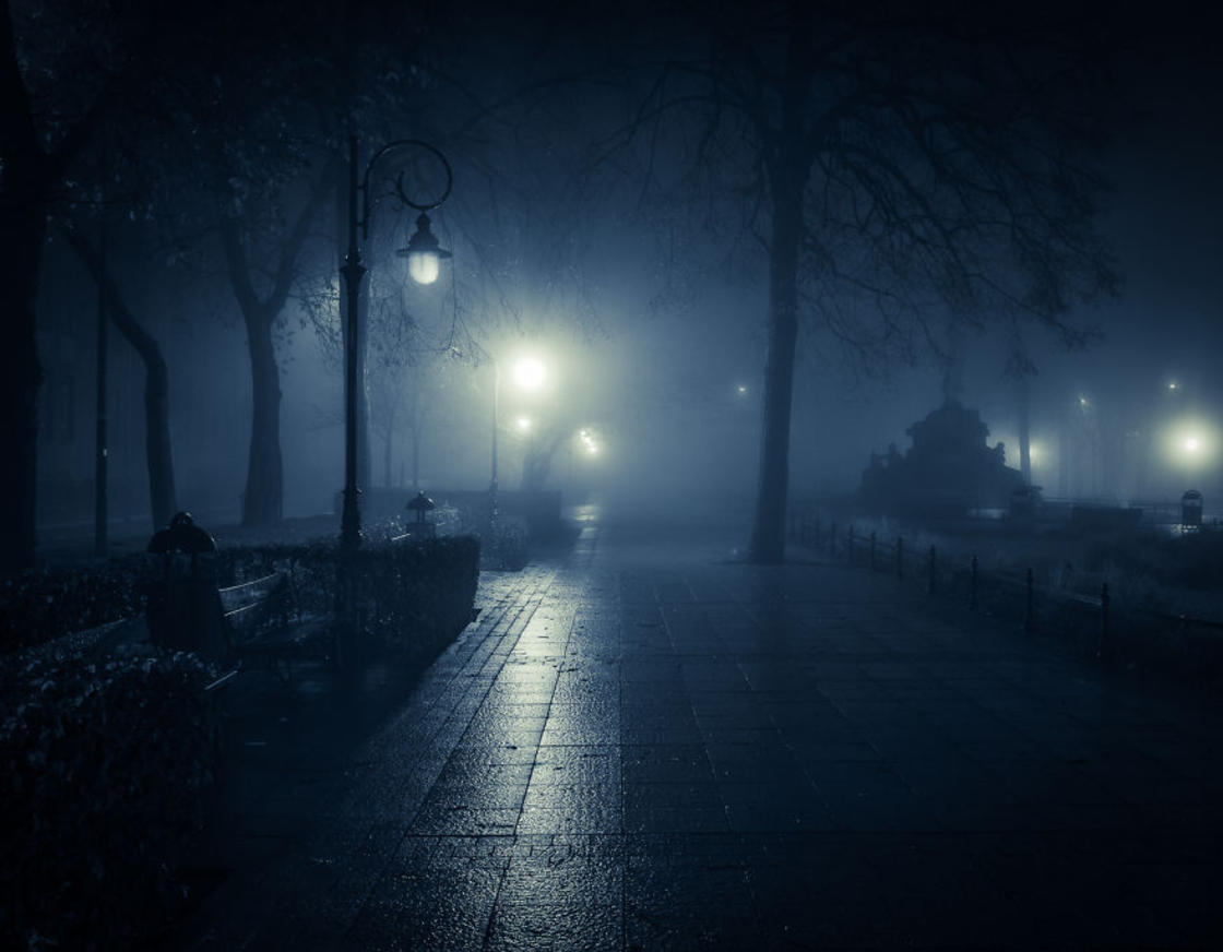 雾蒙蒙的夜晚 波兰摄影师 pawel uchorczak
