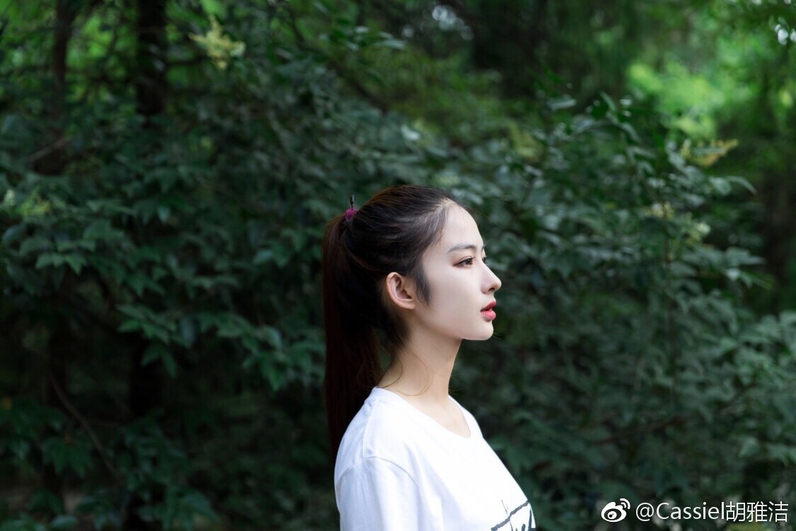 校花日记 胡雅洁 19岁 来自上海大学影院表演系