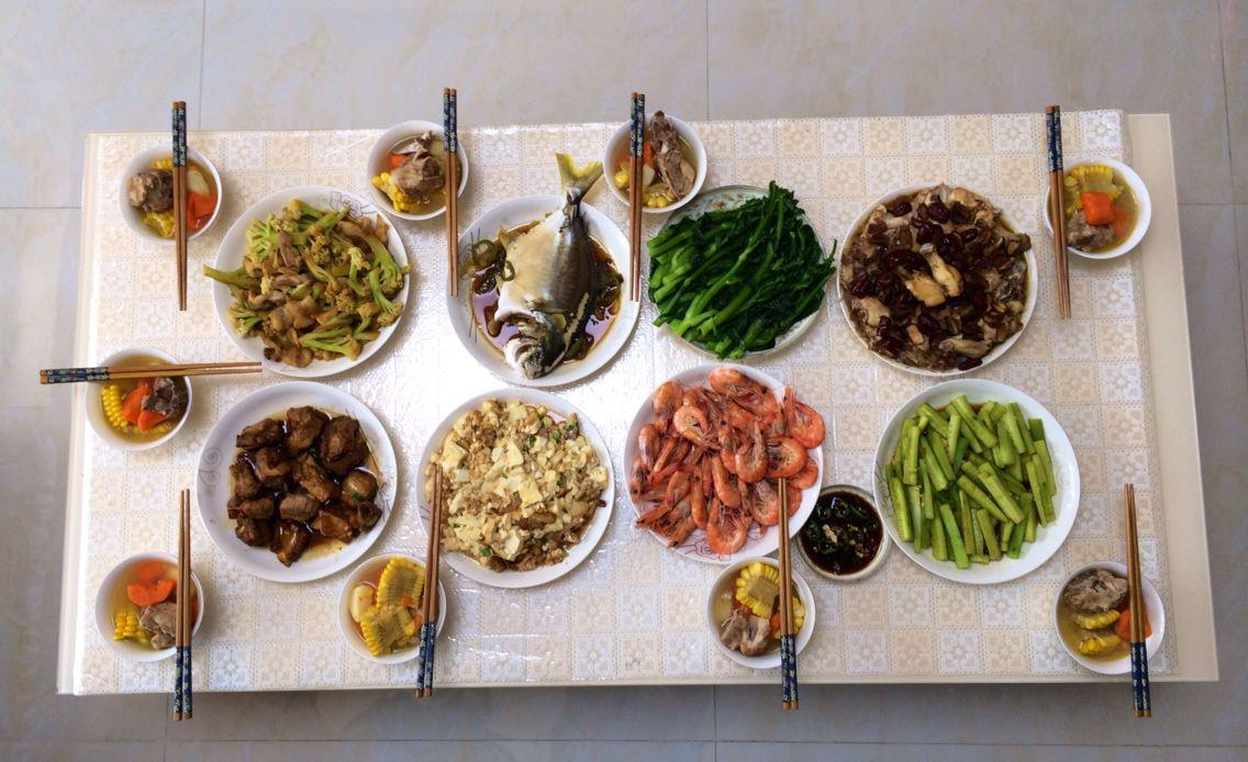 年夜饭 到底做什么好呢 不要愁给你2018年年夜饭菜谱