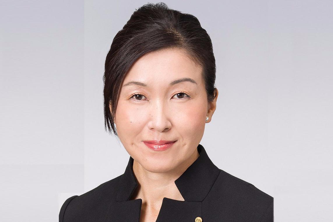 雷克萨斯UX：我就是要干奔驰GLA和宝马X1！