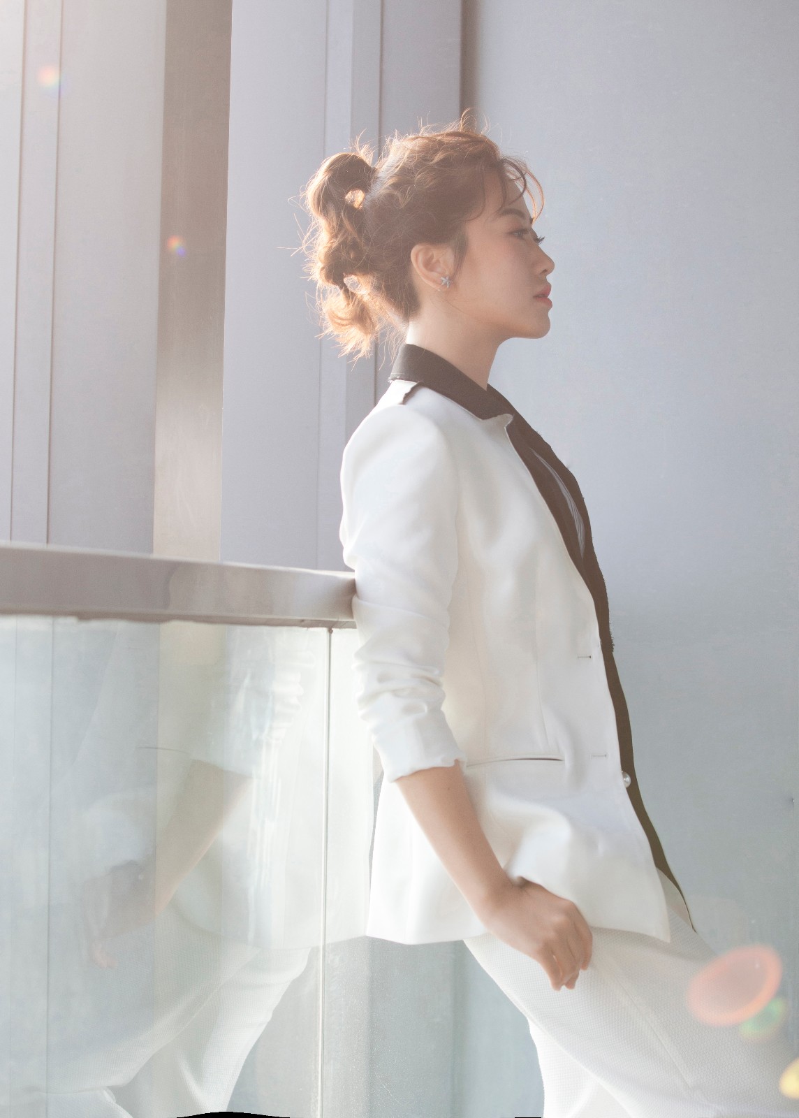 刘珈彤现身《极客江湖》发布会 携手景甜为职场女性发声