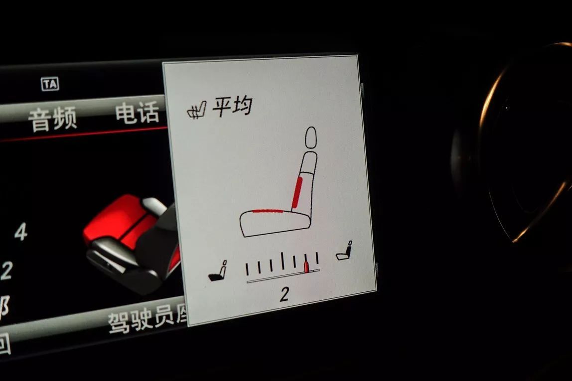 有了奔驰敞篷大跑车,炸街再也不用愁。